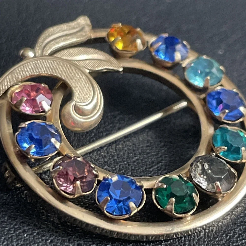 Vintage  Van Dell Rhinestone‎ Brooch Circle Pin 1950s Jewelry 12k Gold Filled